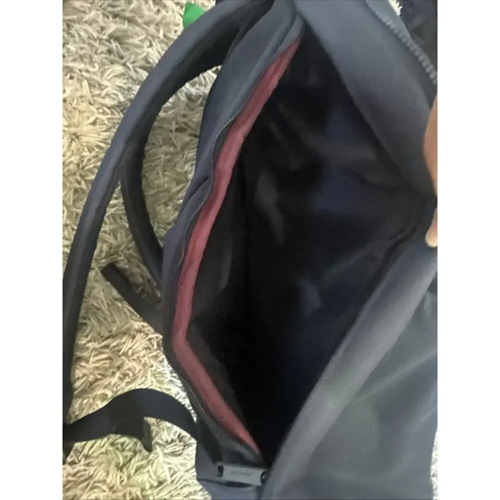 Away active backpack